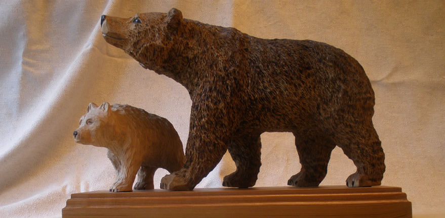 bear wood carving